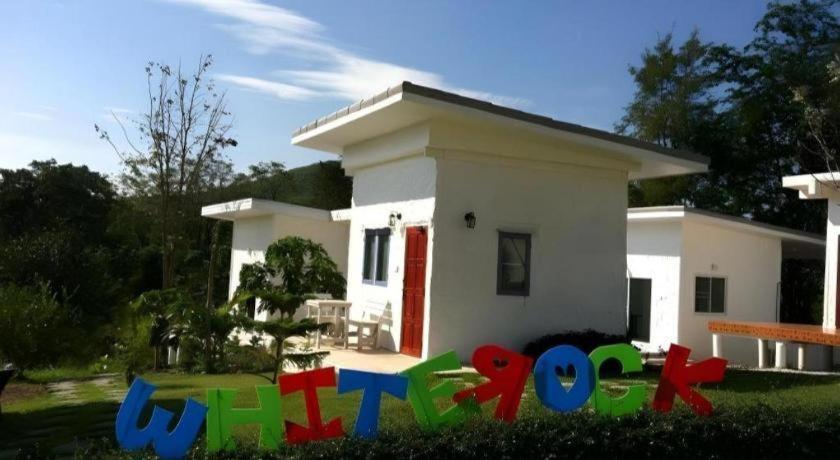 White Rock Resort Pak Chong Esterno foto
