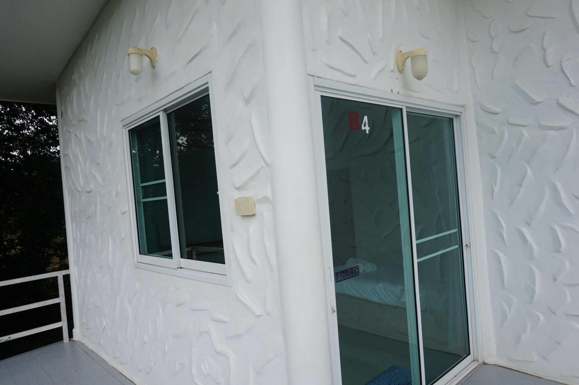 White Rock Resort Pak Chong Esterno foto